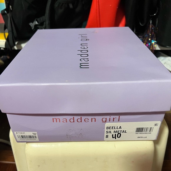 Madden girl metallic silver heels - Picture 2 of 3